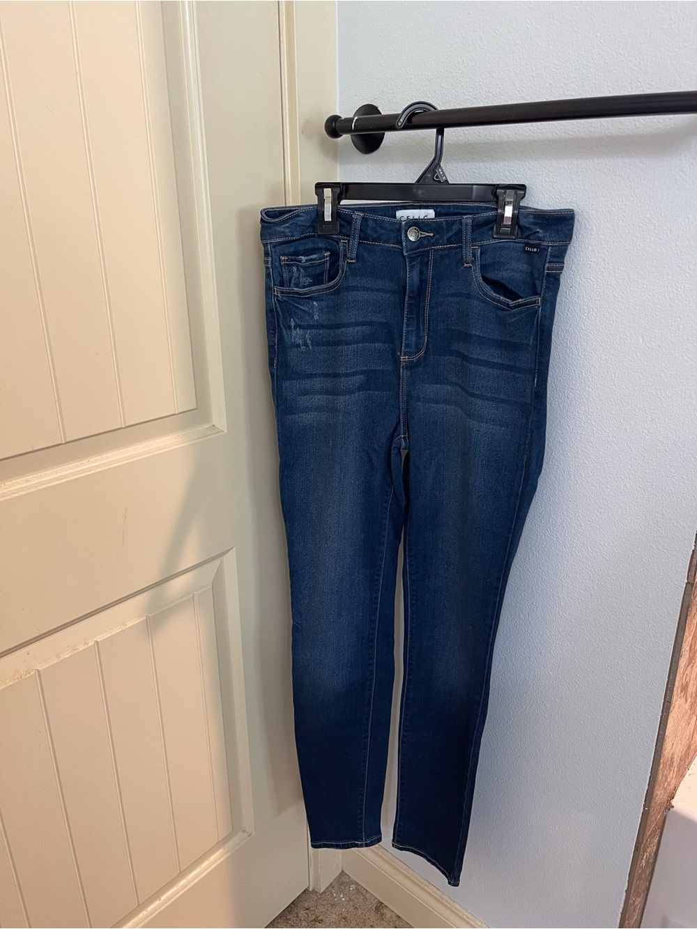 Cello Women’s Dark Blue Stretch Skinny Jeans